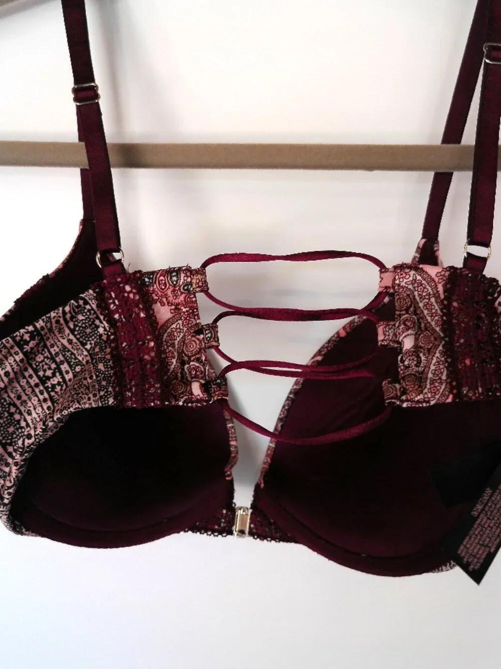 Victoria's Secret Very sexy push-up bra Size 32D Plum & Black Paisley Pattern - Picture 5 of 6
